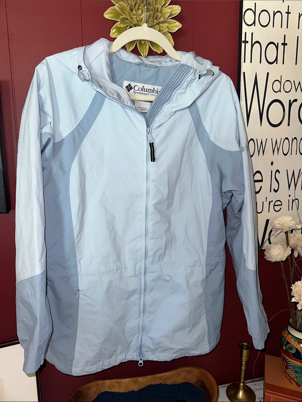 Columbia Lightweight Hooded Ski Jacket